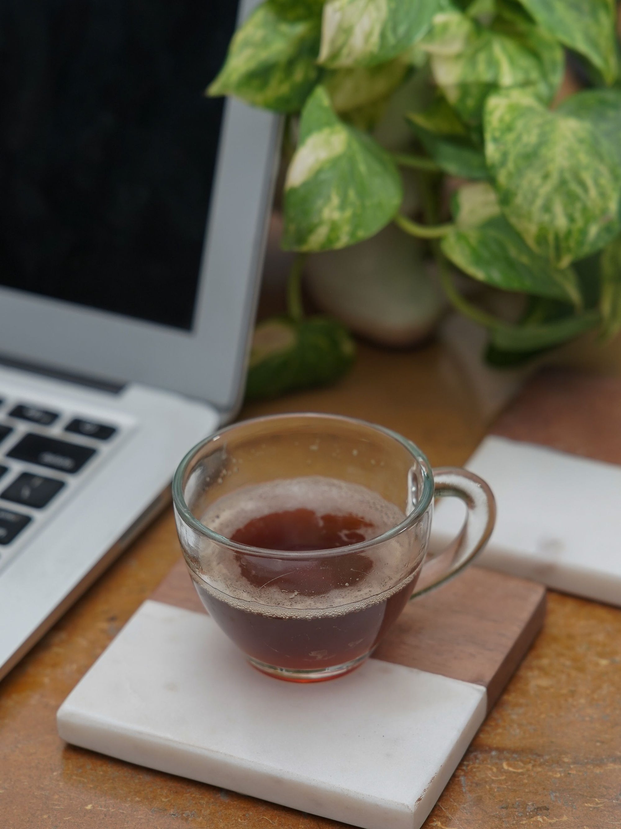 Square Coasters - White Marble & Wood