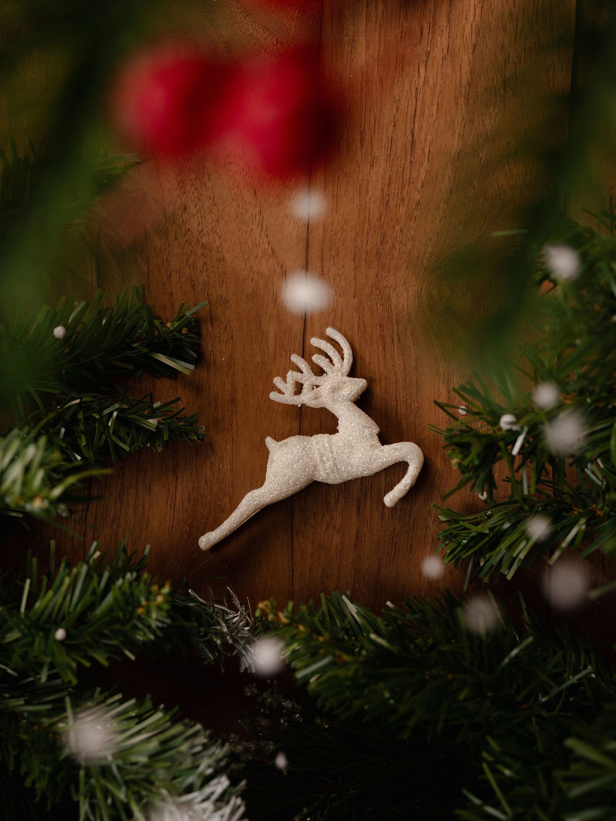 White Reindeer Christmas Tree Hanging Pack Of 2