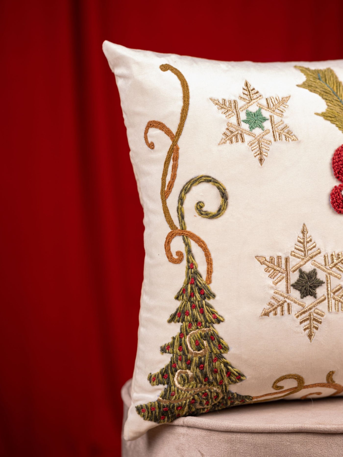 Winter Holly Cushion Cover