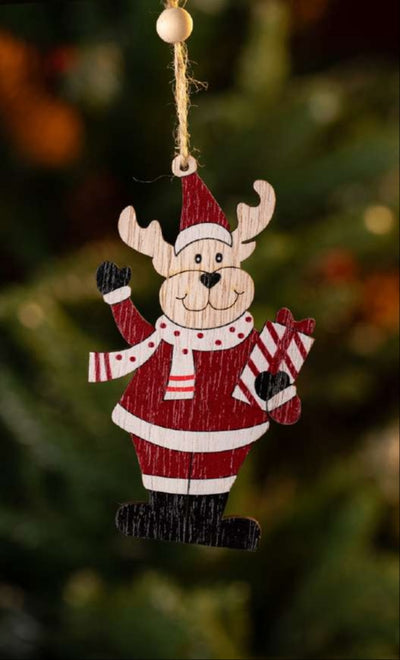 Wooden Reindeer Hanging Ornament with Gift_CC32
