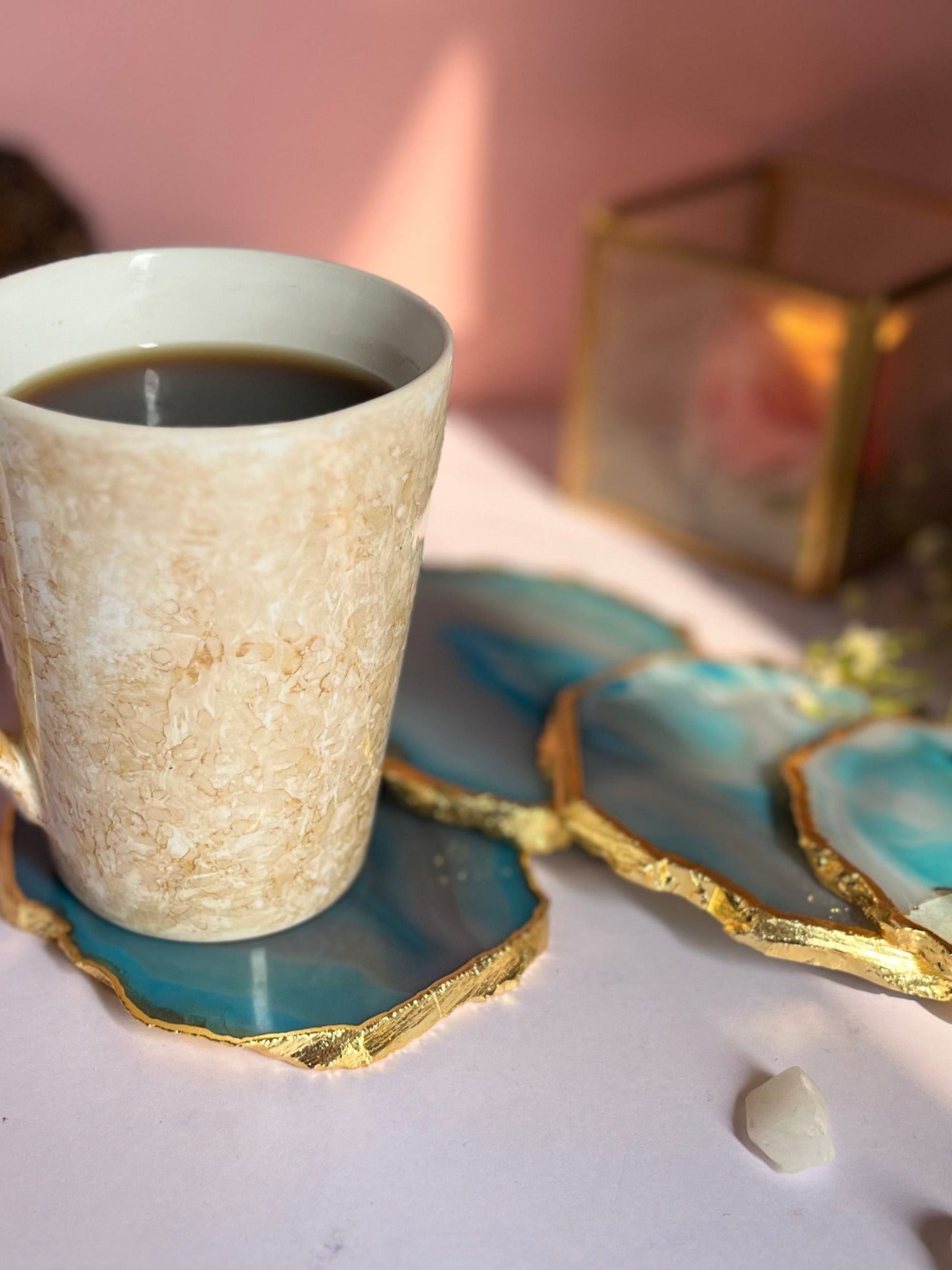 Brazilian Agate Coaster (Yellow Gold Plating)