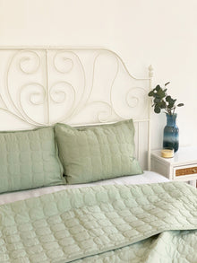 Zen Quilted Bed Set
