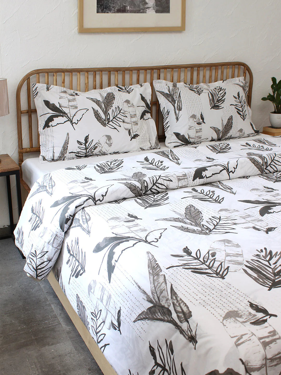 Vanam Grey Duvet Cover