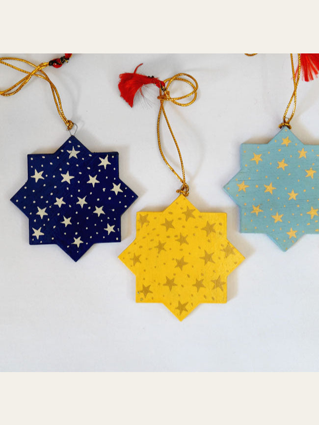 Mixed Christmassy Star Decorations in Pack of 6