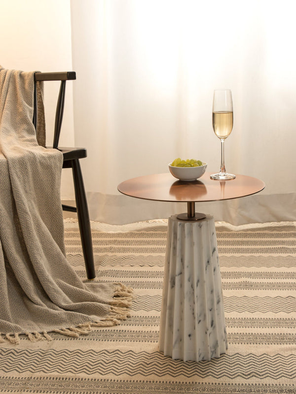 Marble Flut Table