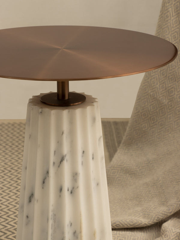 Marble Flut Table