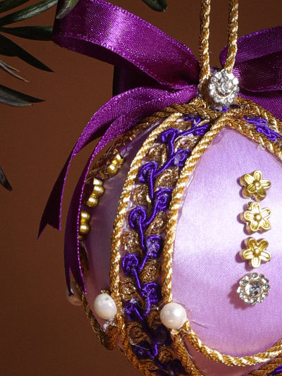 Royal Christmas Bauble