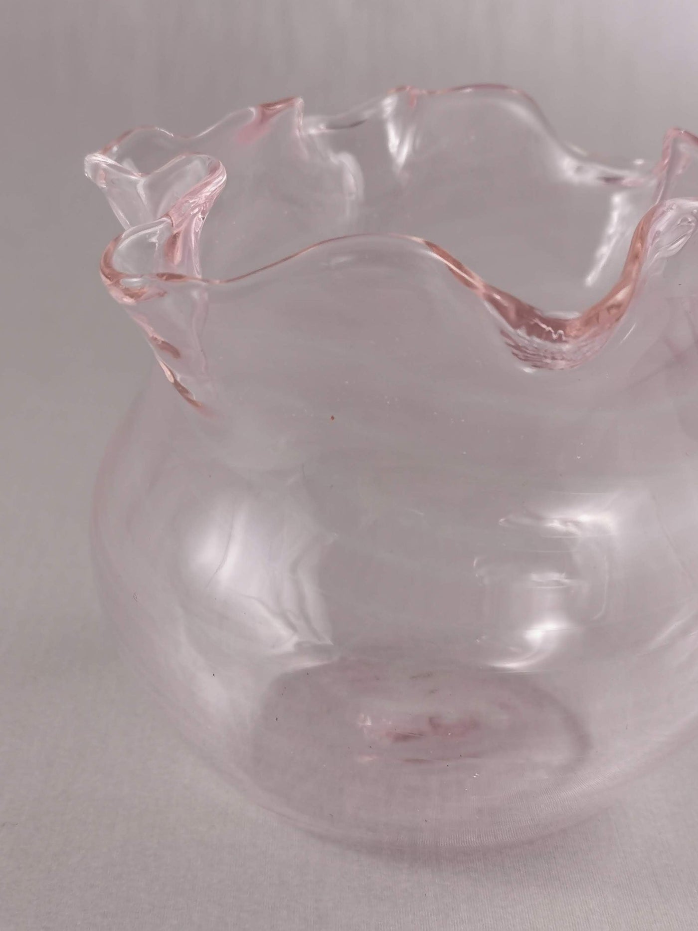 Art Glass Vase Rosa