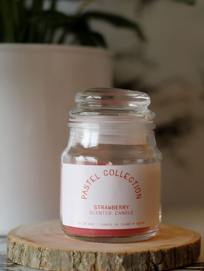 STRAWBERRY COOKIE JAR CANDLE