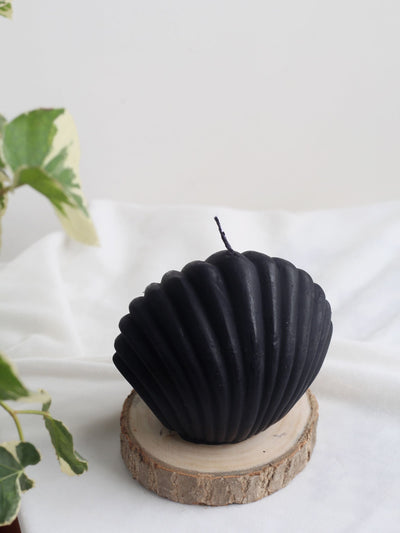Black Shell Candle