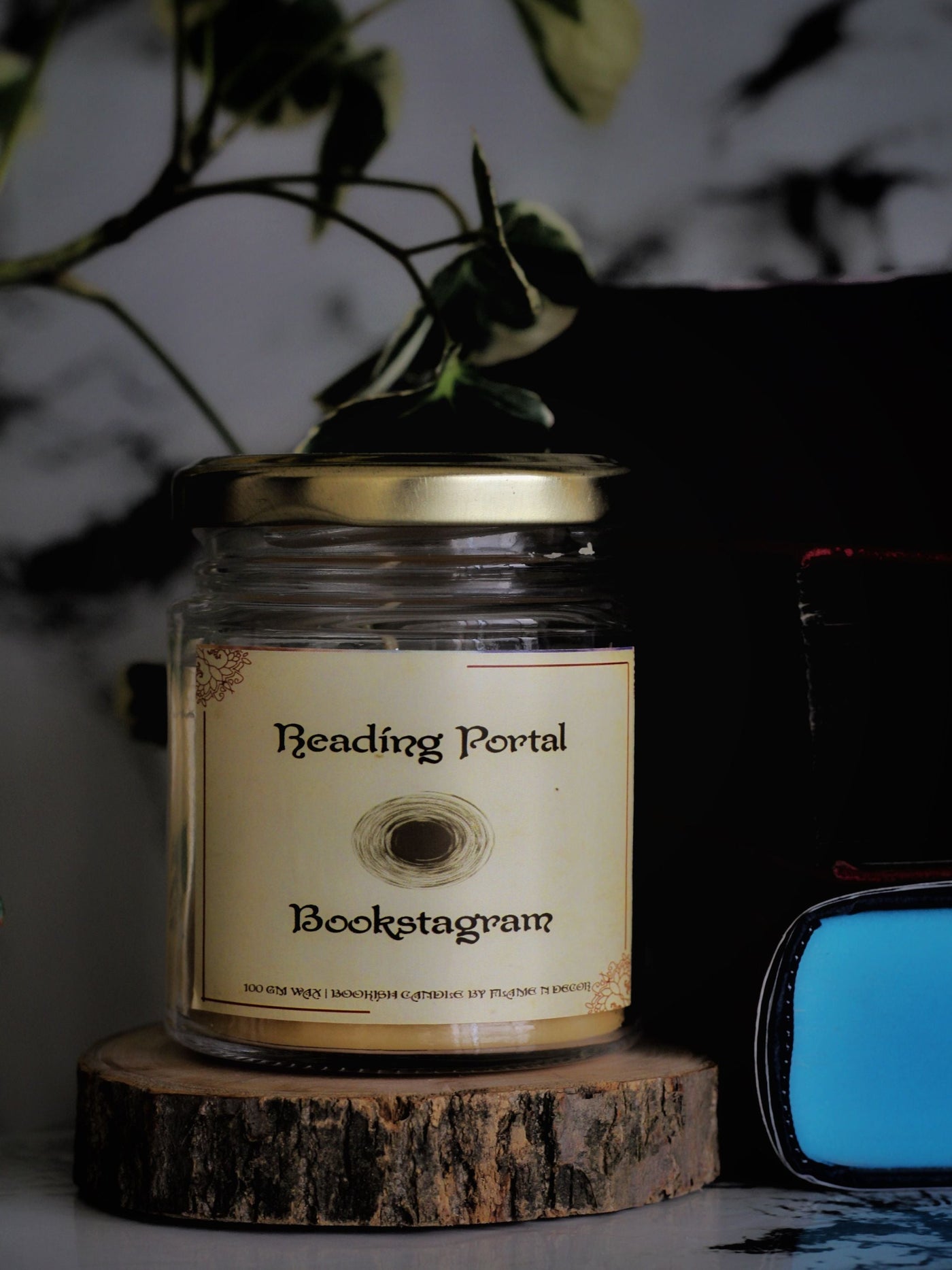 Reading Portal Jar Candle