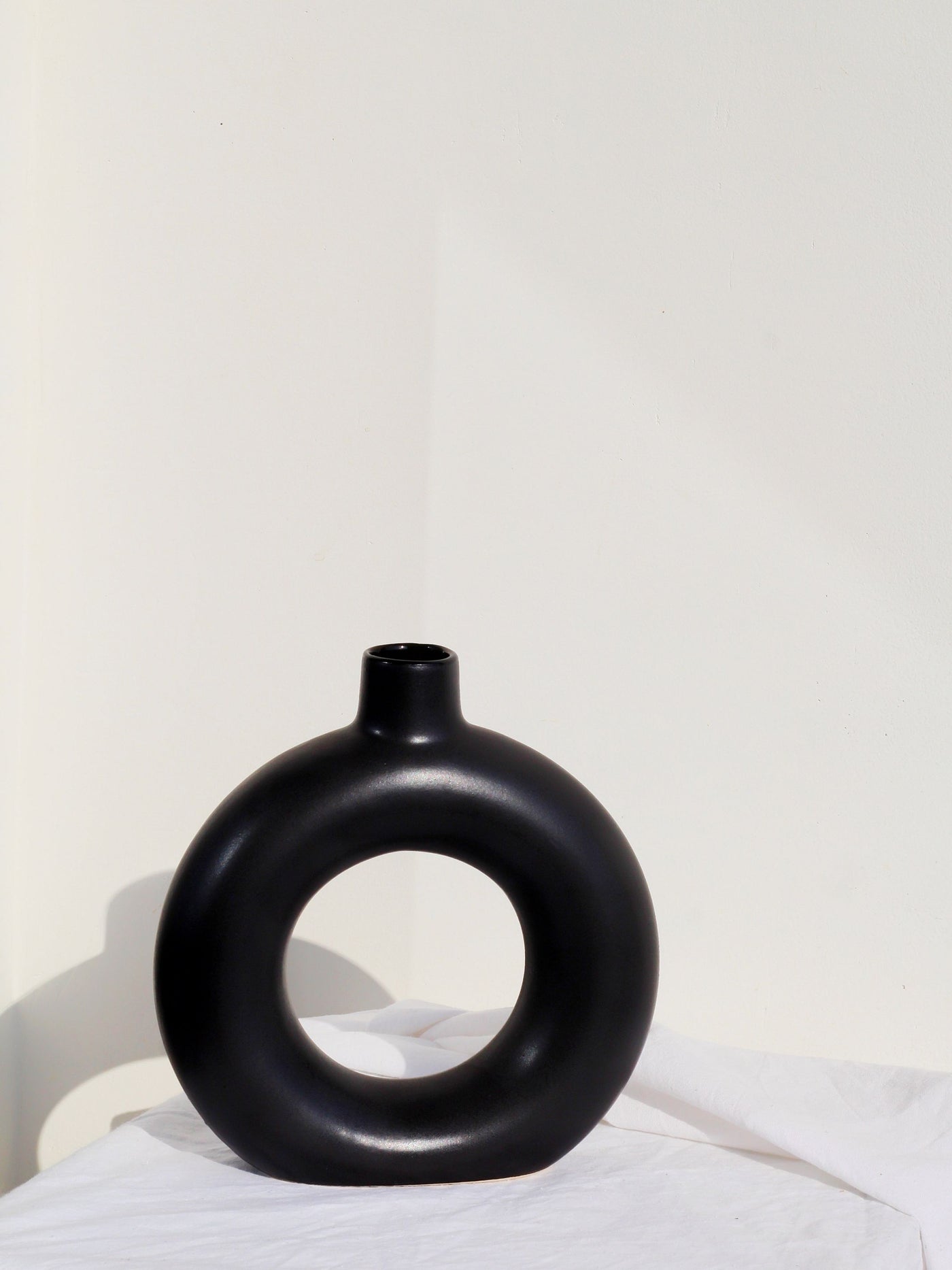Ceramic Minimalist Donut Vase