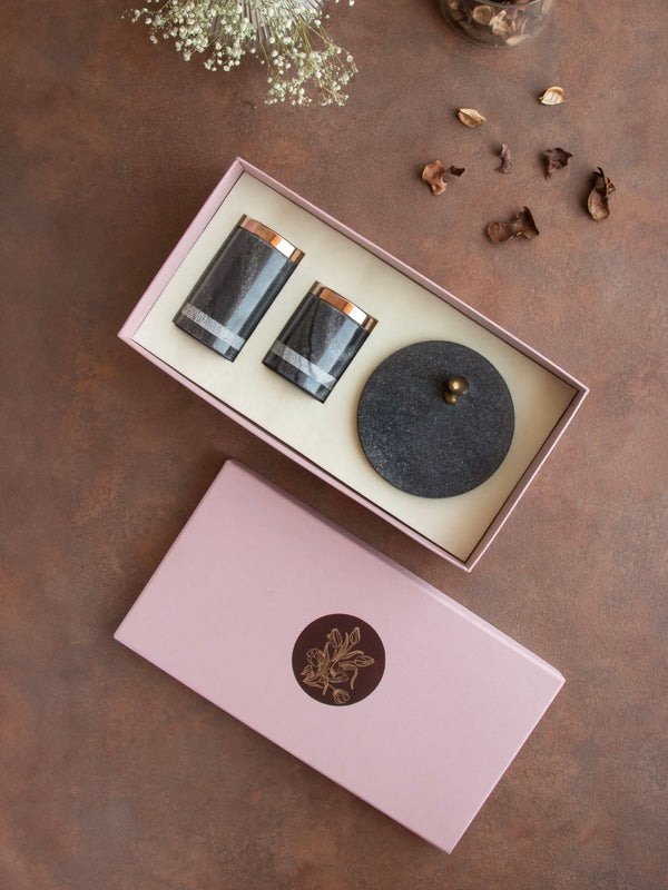Yin Tealight Tower + Pebble Black _ Gift Box