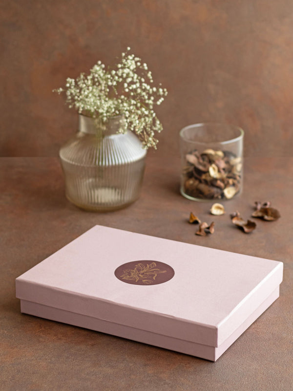Kaori + Stepbell _ Gift Box