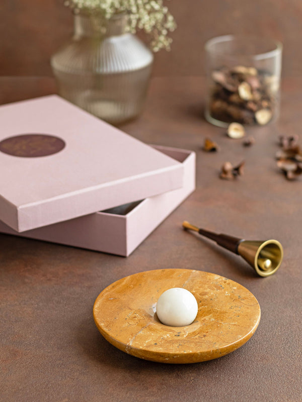 Kaori + Stepbell _ Gift Box
