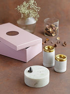 Yang Tealight Tower + Pebble White _ Gift Box