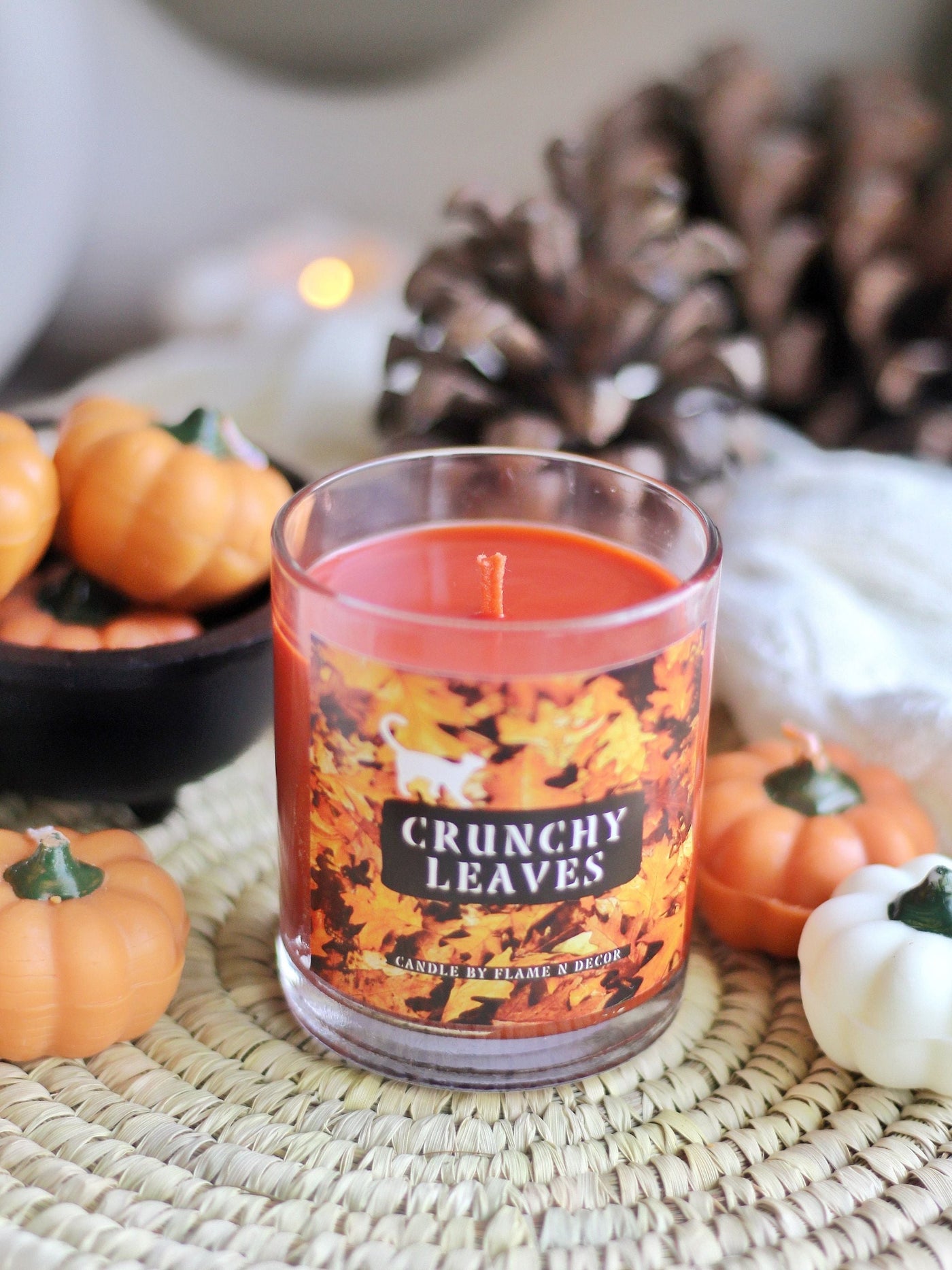 Crunchy Leaves Candle with Wooden Lid