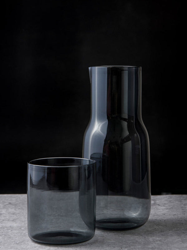 Eva Carafe - Smoke