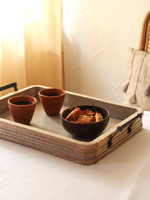 Ayat Tray