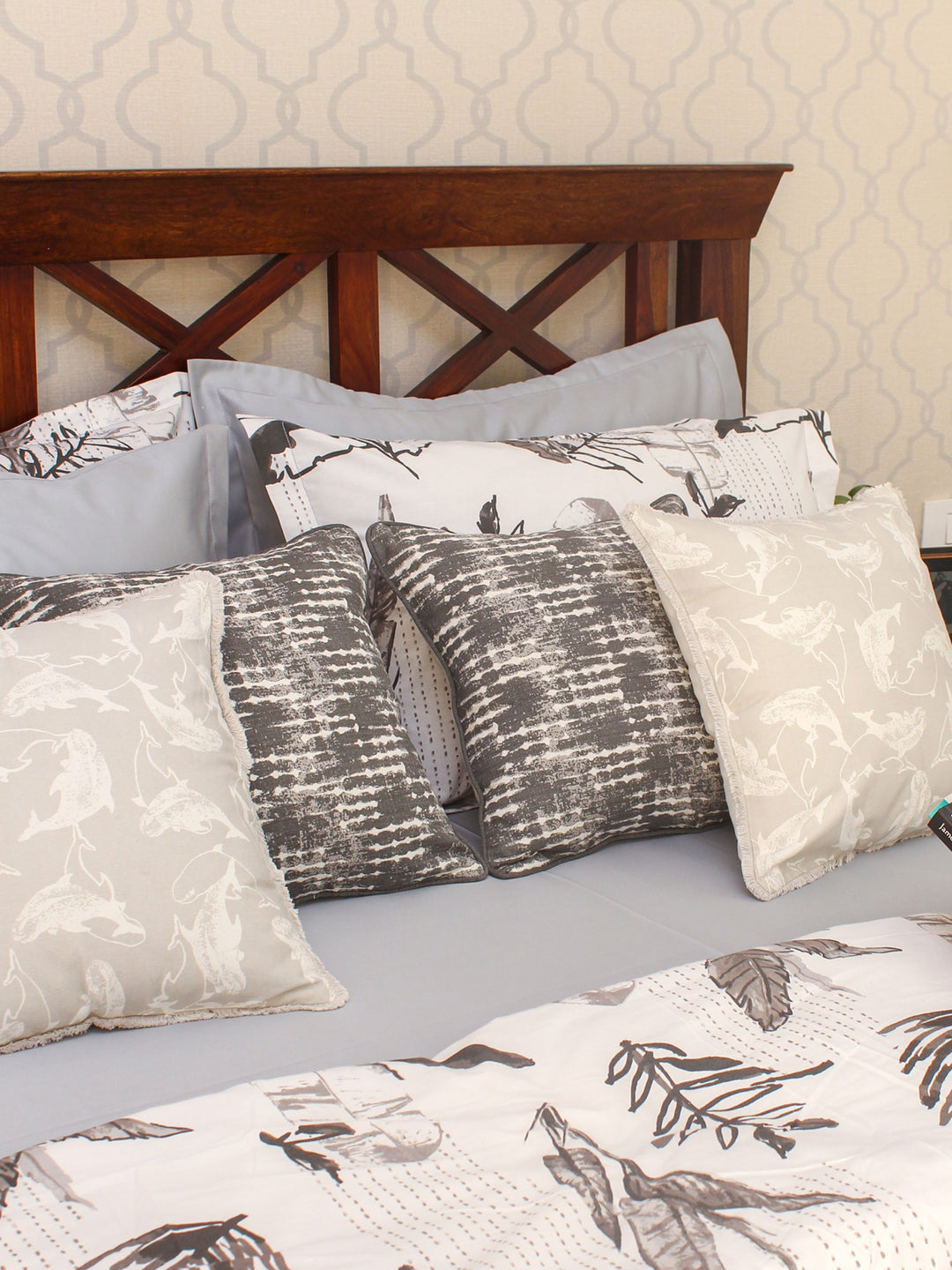 Cushion Cover - Malaguni