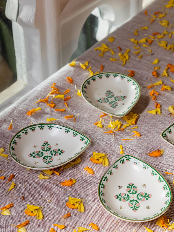 Angoor Bela Forest Diya Set Of 4