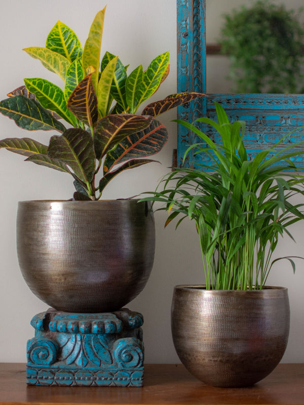 Antique Bronze toned Round Vintage Handcrafted Planter Set of 2