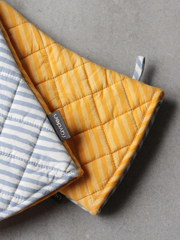 Basik Pop Mitten Blue & Yellow