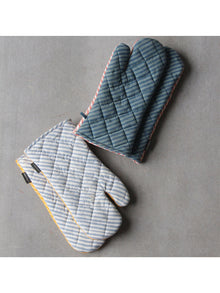 Basik Pop Mitten Blue & Yellow