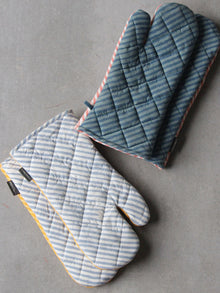 Basik Pop Mitten Teal & Coral