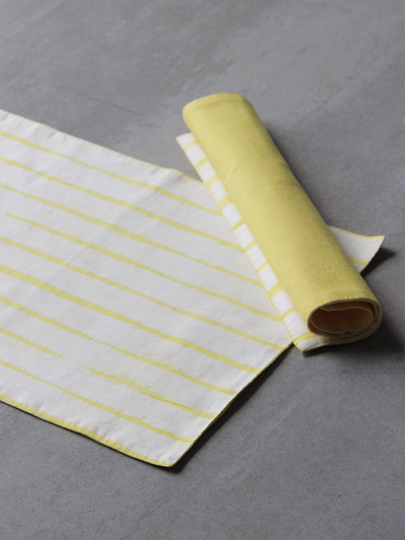 Basik Pop Table Placemat Yellow