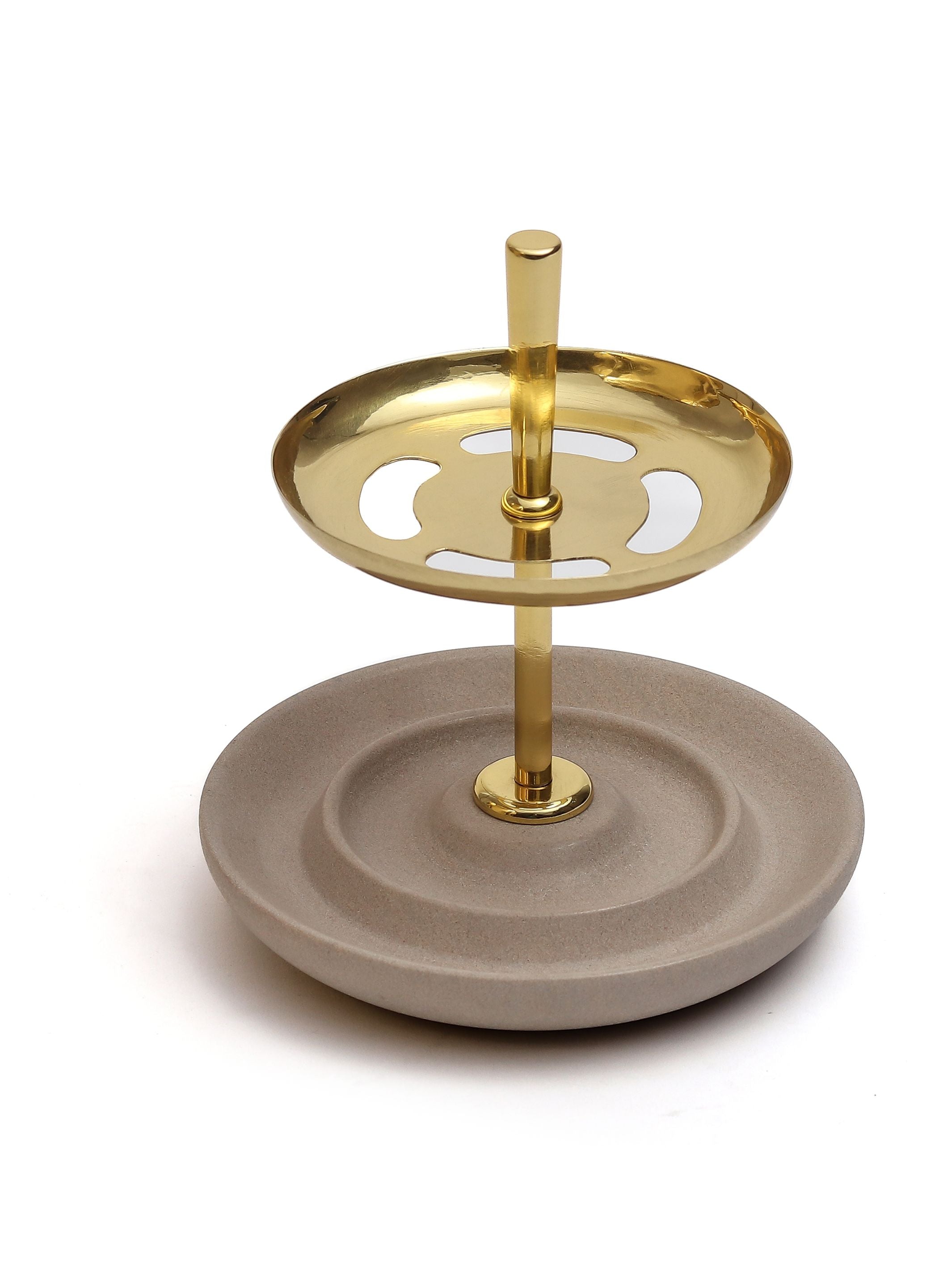 Bau Pen Stand