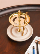 Bau Pen Stand
