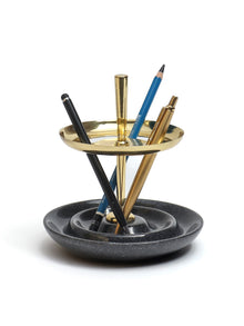 Bau Pen Stand