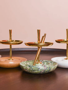 Bau Pen Stand