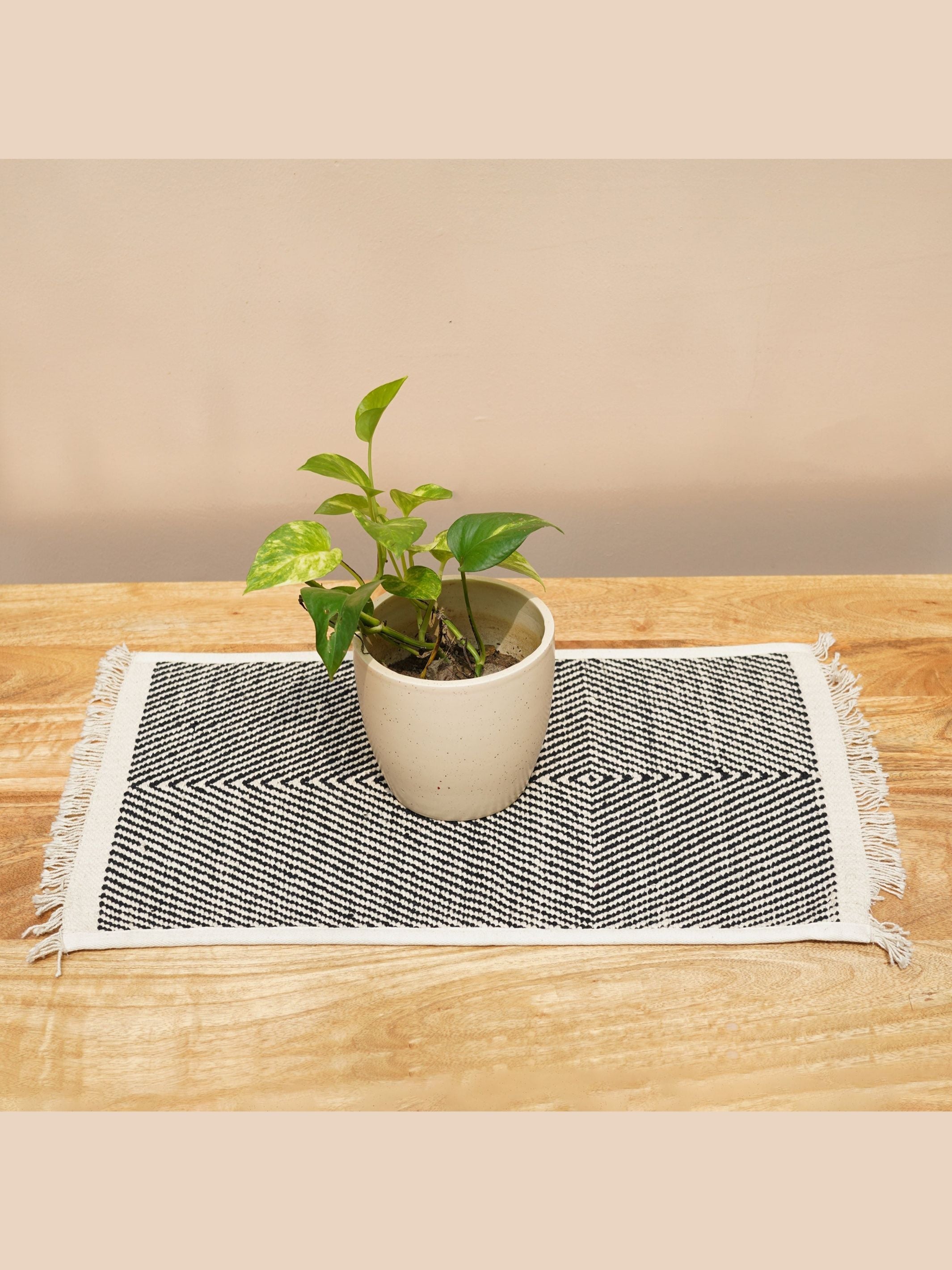 Black and White Table Mat