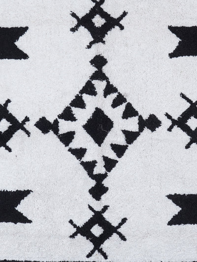 Blatt Tufted Rug