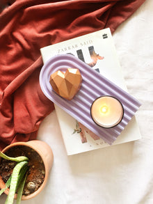Concrete Arch Tray
