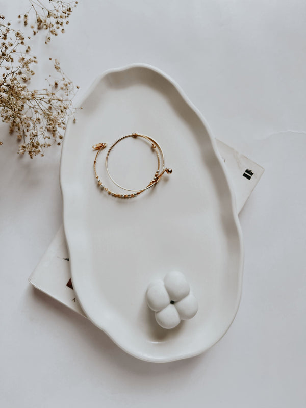 Concrete Irregular Oval Tray