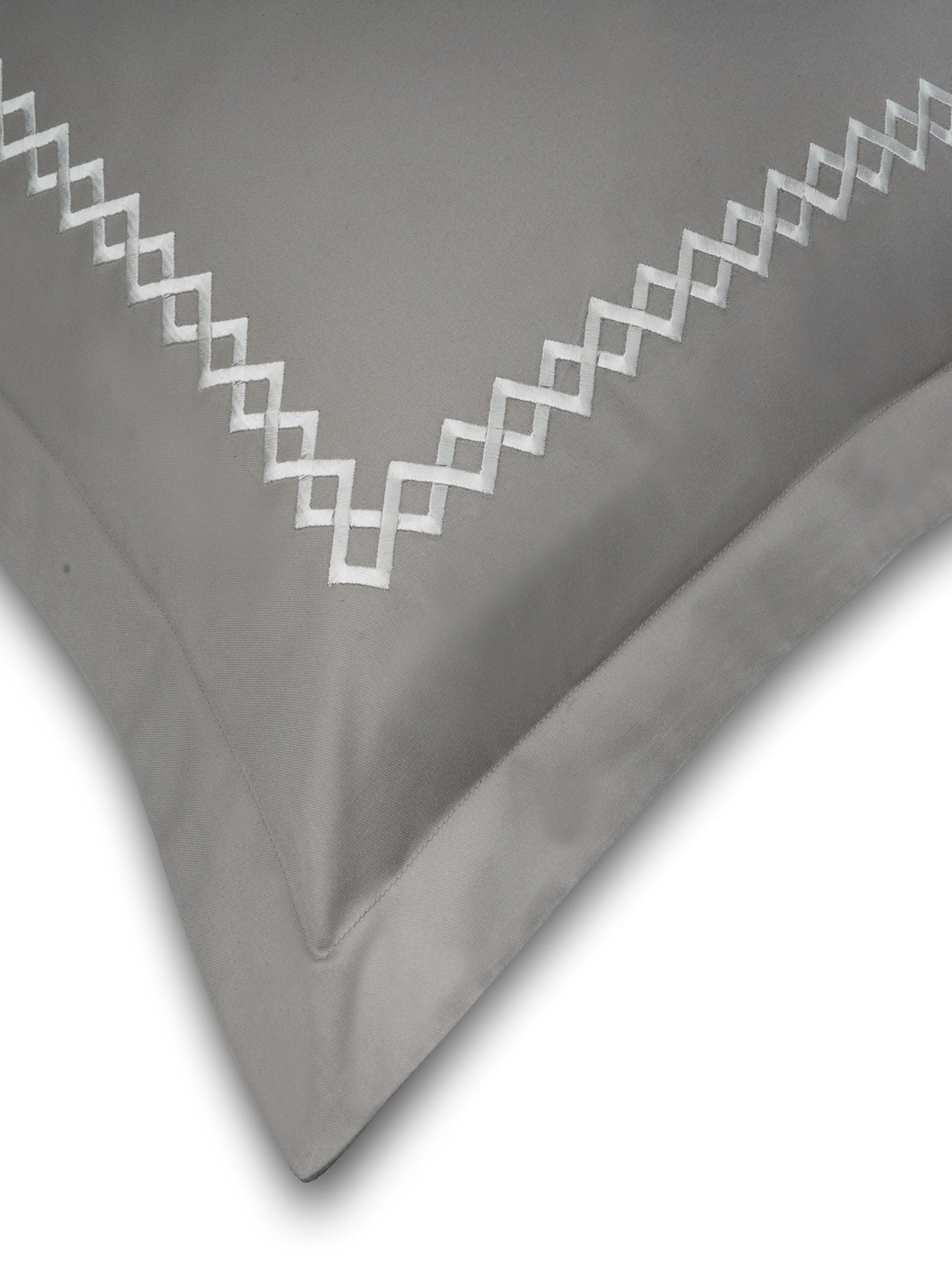 Bedsheet - Cubes Modern Grey