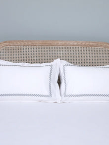 Bedsheet - Cubes White