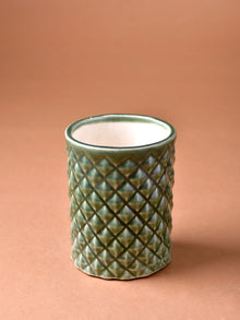 Diamond Groove Planter