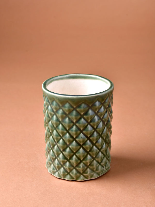 Diamond Groove Planter