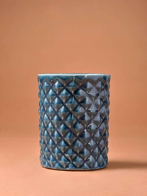 Diamond Groove Planter