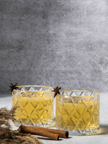 Diamond Glass & Snacks Gift Box