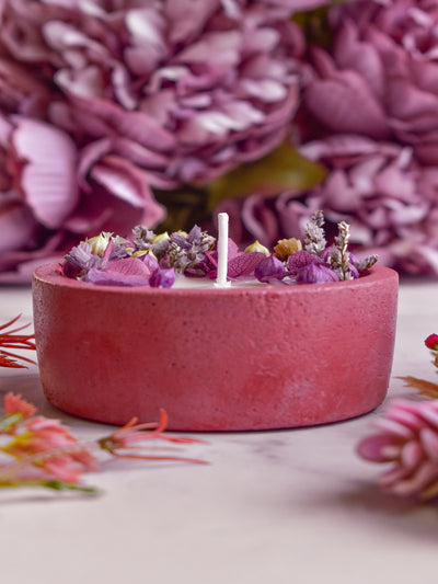 Dryflower & Soy Wax Candle In Pink Concrete Jar