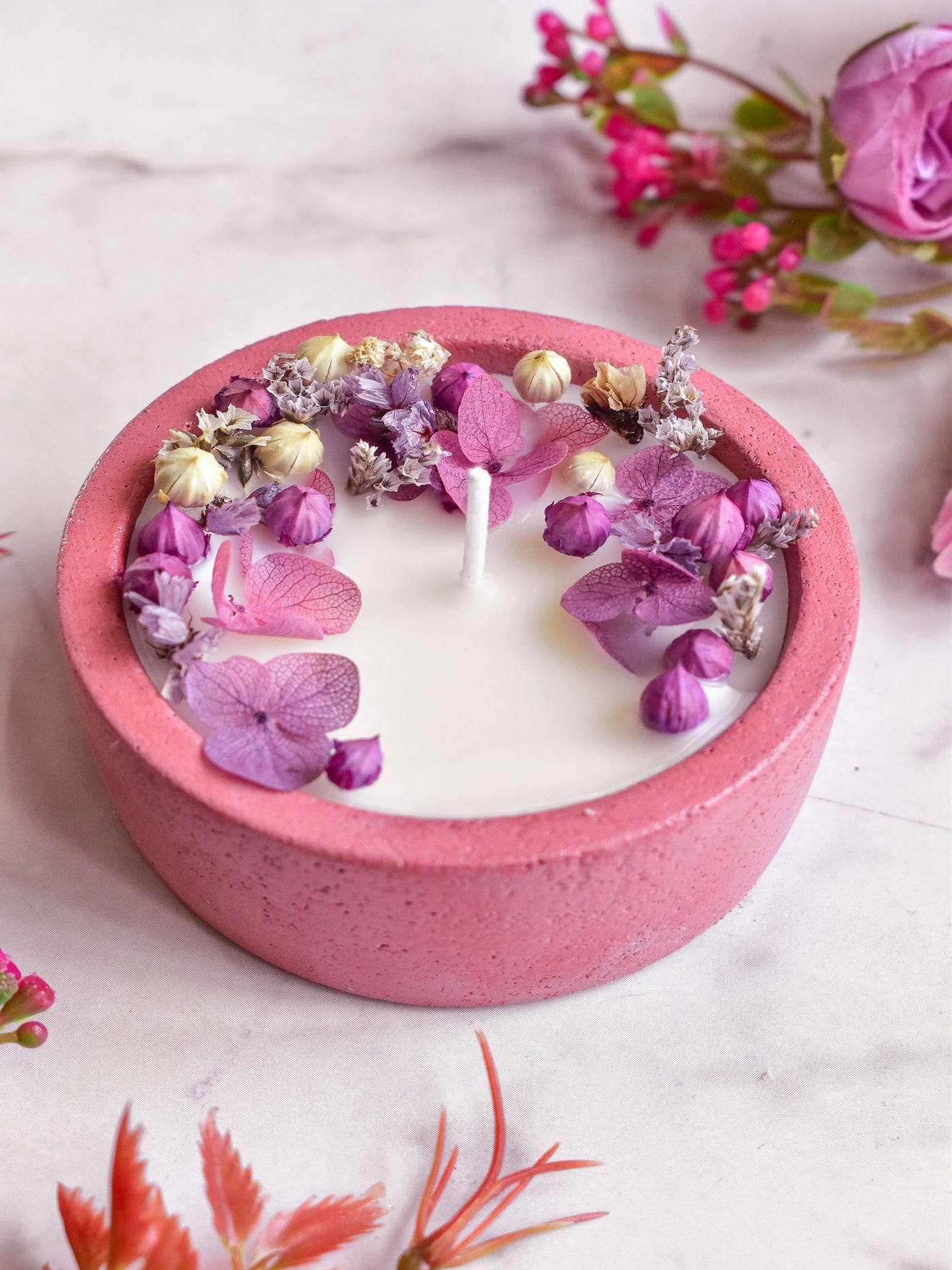 Dryflower & Soy Wax Candle In Pink Concrete Jar