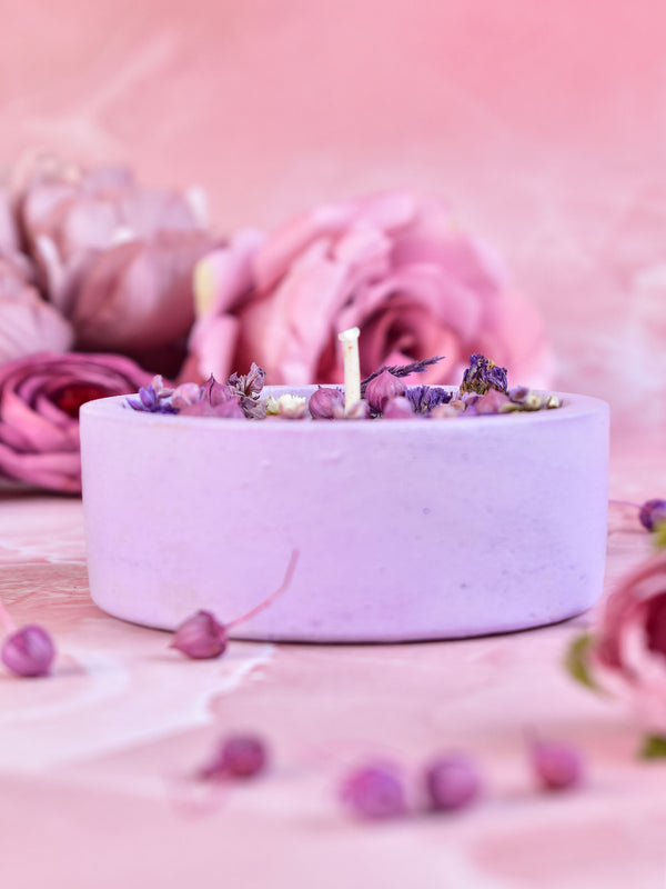 Dryflower & Soy Wax Candle In Purple Concrete Jar