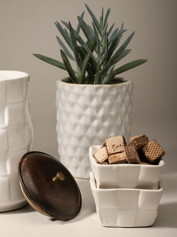 Embossed Checked White Bowl