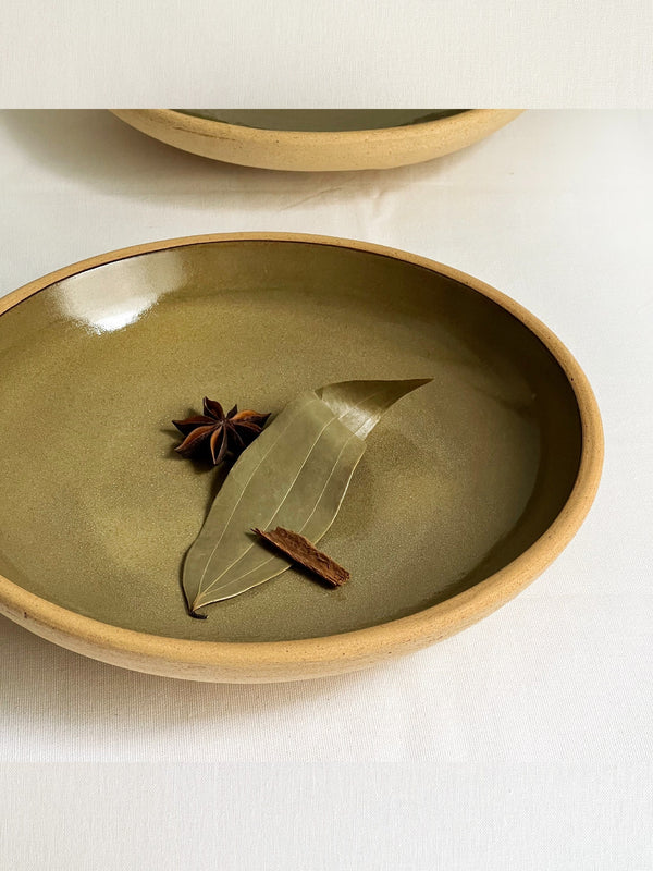 Everyday Ceramic Bowl in Bay Leaf Glaze