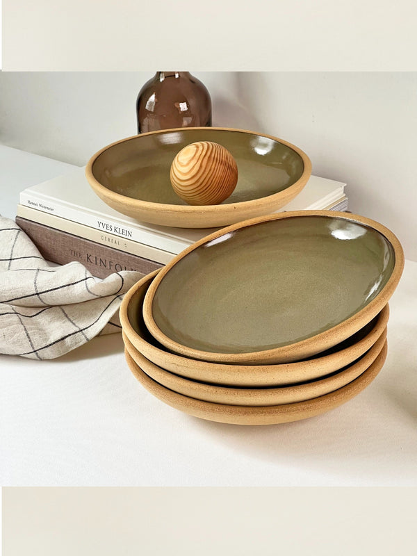 Everyday Ceramic Bowl in Bay Leaf Glaze